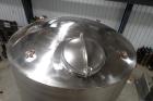 316 Ss 4000-gallon Vertical Holding Tank